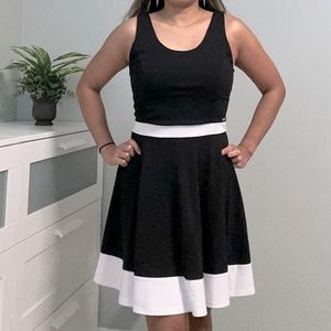 ⭐️ 5 for $25 Guess A Line Dress- Small